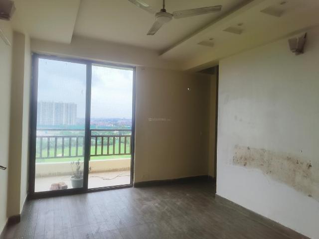 3.5 BHK Apartment in Crossings Republik for rent Ghaziabad. The reference number is 20743007