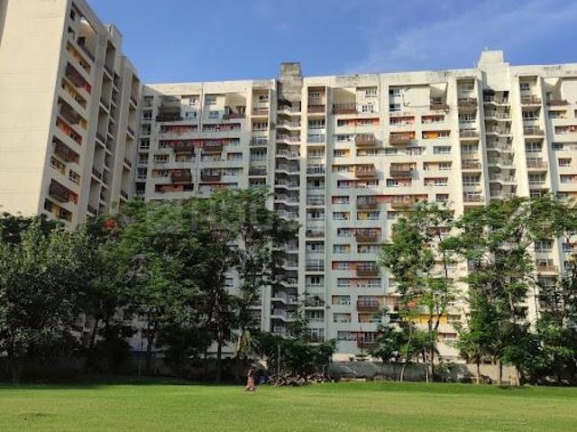 3.5 BHK Apartment in Gomti Nagar for resale Lucknow. The reference number is 20670114