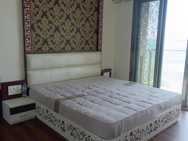3.5 BHK Apartment in Goregaon West for rent Mumbai. The reference number is 19790714