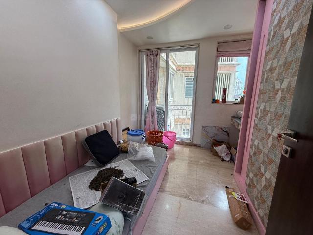 3.5 BHK Apartment in Hiranandani Estate for rent Thane. The reference number is 20735420