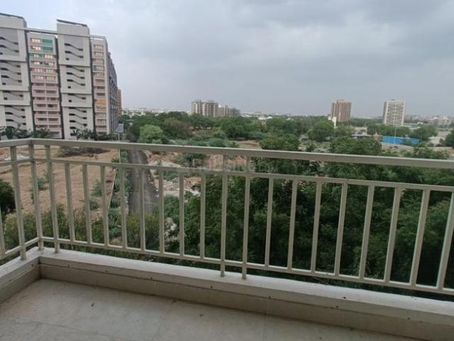 3.5 BHK Apartment in Jagatpur for resale Ahmedabad. The reference number is 21242193