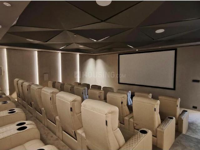 3.5 BHK Apartment in Kandivali East for resale Mumbai. The reference number is 21043683