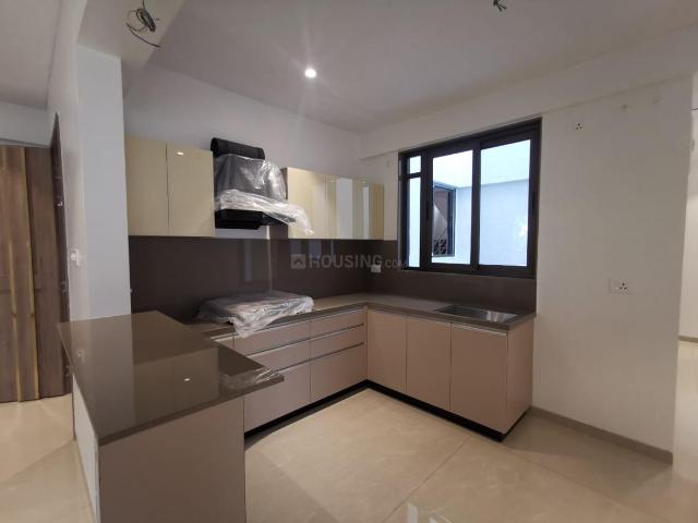 3.5 BHK Apartment in Kalyani Nagar for rent Pune. The reference number is 21186514