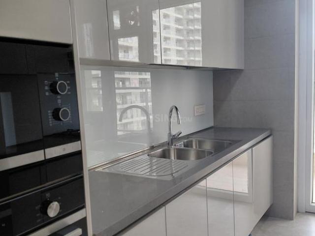 3.5 BHK Apartment in Karampura for rent New Delhi. The reference number is 20734330