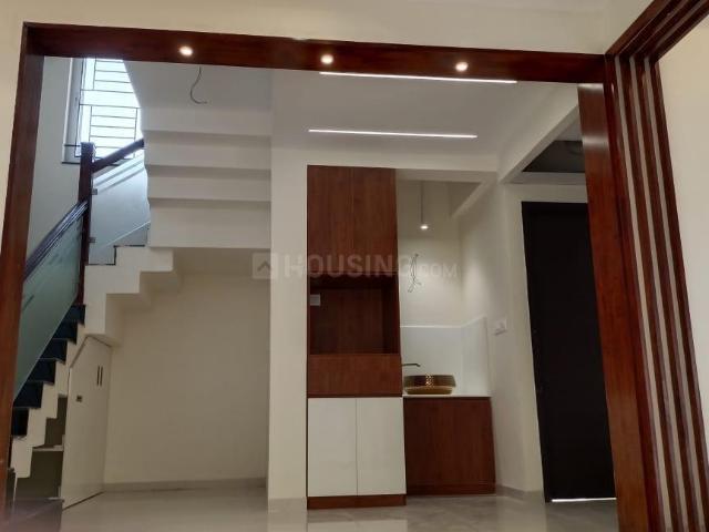 3.5 BHK Apartment in Karapakkam for rent Chennai. The reference number is 20978306