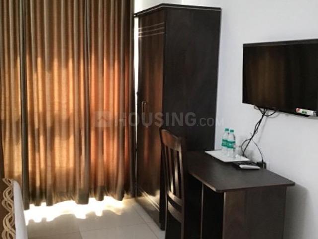 3.5 BHK Apartment in Kharadi for rent Pune. The reference number is 19818139