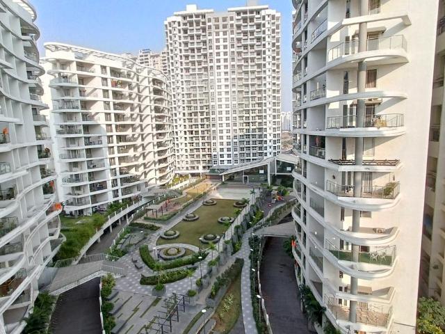 3.5 BHK Apartment in Kharadi for resale Pune. The reference number is 20759907