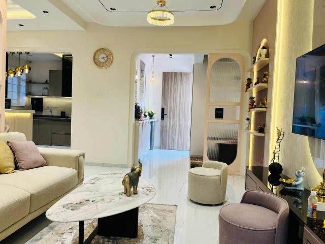 3.5 BHK Apartment in Kondhwa for resale Pune. The reference number is 20134950