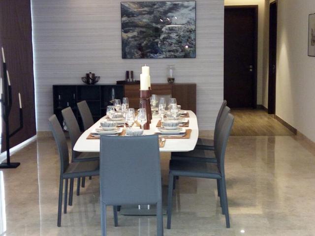 3.5 BHK Apartment in Marine Drive for resale Kochi. The reference number is 17817015