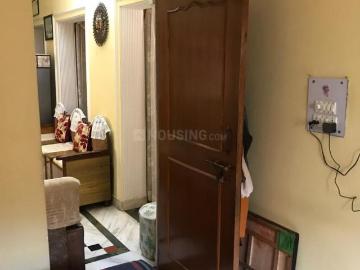 Flat for sale in Mayur County