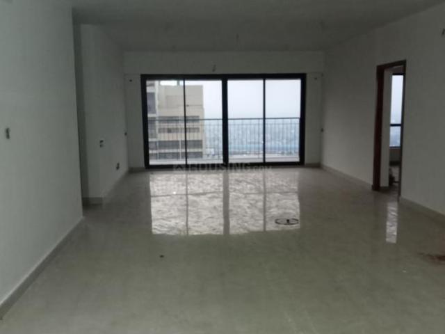 3.5 BHK Apartment in Mukundapur for rent Kolkata. The reference number is 16718252