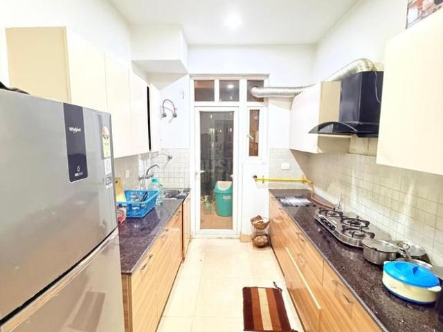 3.5 BHK Apartment in Noida Extension for rent Greater Noida. The reference number is 20406577