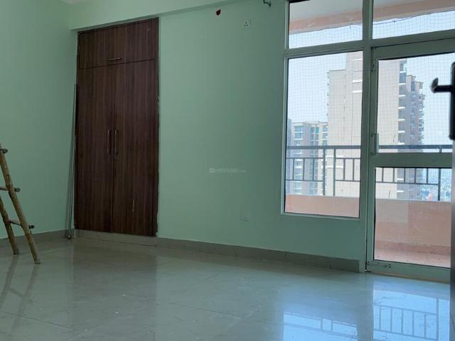 3.5 BHK Apartment in Noida Extension for rent Greater Noida. The reference number is 20715361