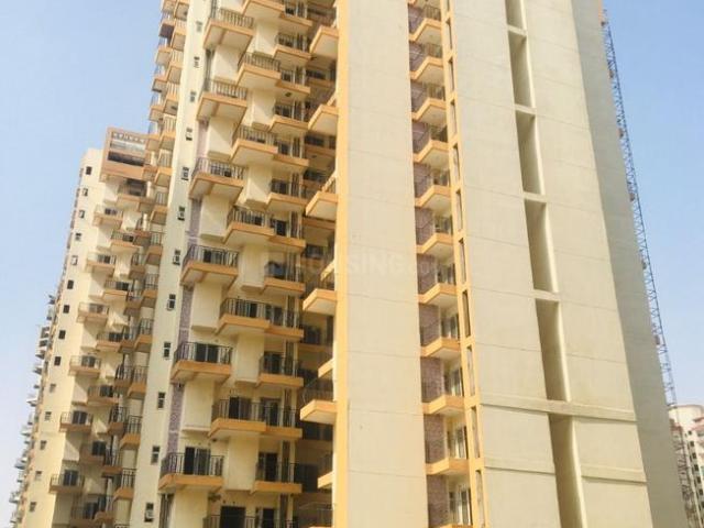 3.5 BHK Apartment in Noida Extension for rent Greater Noida. The reference number is 21114666