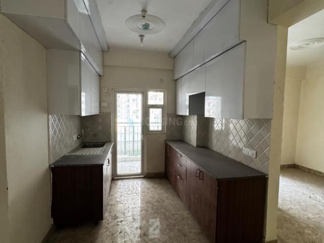 3.5 BHK Apartment in Noida Extension for rent Greater Noida. The reference number is 21295860