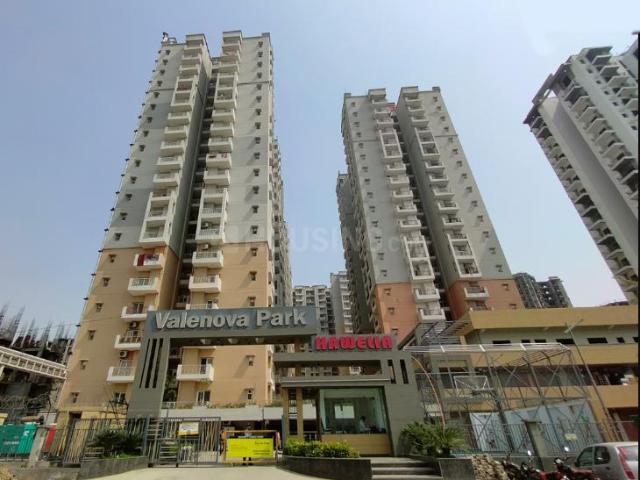 3.5 BHK Apartment in Noida Extension for resale Greater Noida. The reference number is 21171762