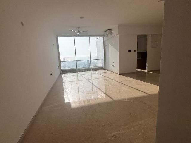 3.5 BHK Apartment in Parel for rent Mumbai. The reference number is 20008185