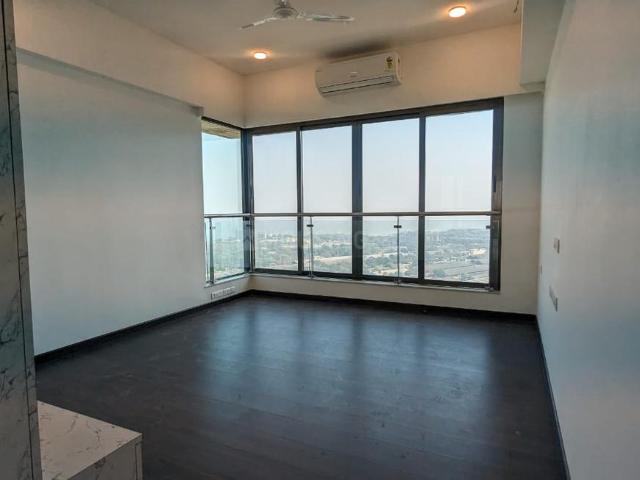 3.5 BHK Apartment in Parel for rent Mumbai. The reference number is 21332053