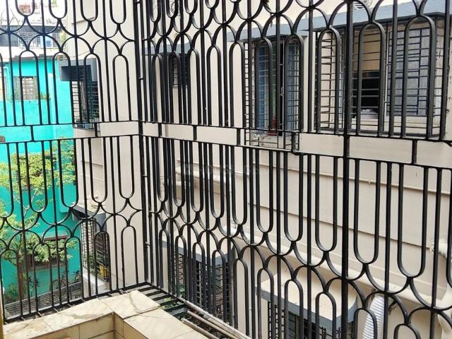 3.5 BHK Apartment in Patuli for resale Kolkata. The reference number is 21062116