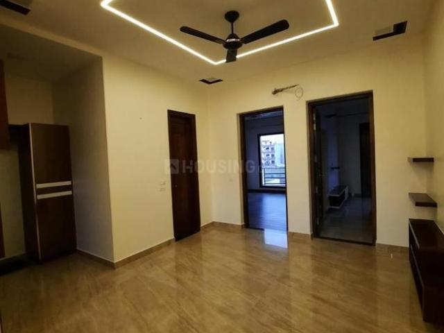 3.5 BHK Apartment in PR7 Airport Road for resale Zirakpur. The reference number is 20870245