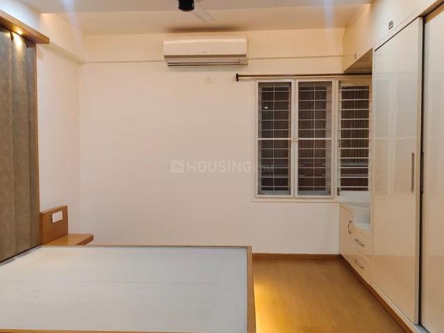 3.5 BHK Apartment in RMV Extension Stage 2 for rent Bengaluru. The reference number is 20720196