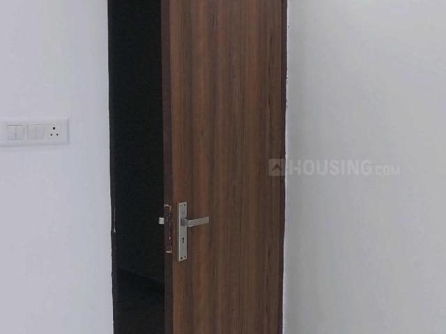 3.5 BHK Apartment in Sanauli for rent Zirakpur. The reference number is 20896281