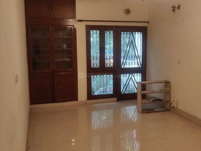 3.5 BHK Apartment in Sarita Vihar for resale New Delhi. The reference number is 20244519