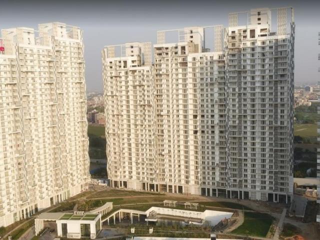 3.5 BHK Apartment in Sector 107 for rent Noida. The reference number is 20868814