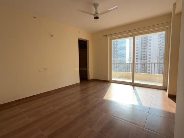 3.5 BHK Apartment in Sector 107 for rent Noida. The reference number is 21116625