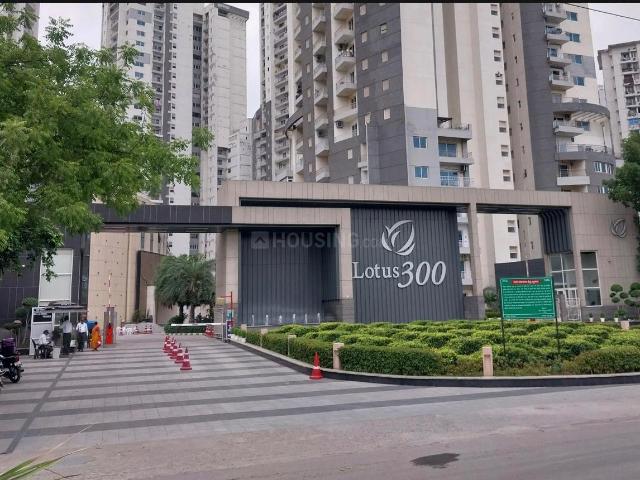 3.5 BHK Apartment in Sector 107 for rent Noida. The reference number is 21235762