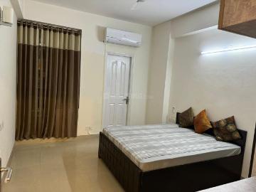 3.5 BHK Apartment in Sector 100 for rent Noida. The reference number is 17375842