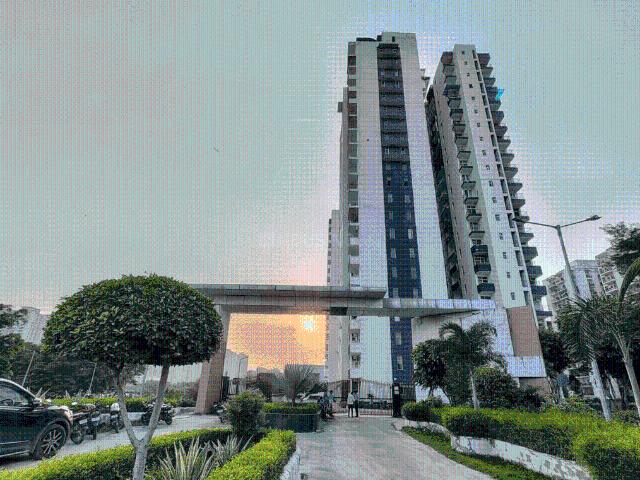 3.5 BHK Apartment in Sector 100 for rent Noida. The reference number is 19928990