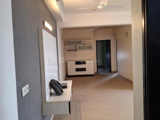 3.5 BHK Apartment in Sector 100 for rent Noida. The reference number is 21049964