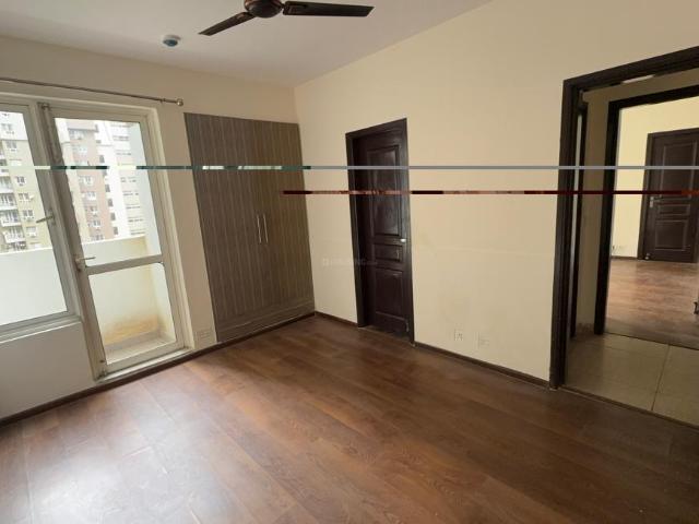 3.5 BHK Apartment in Sector 100 for rent Noida. The reference number is 21063580