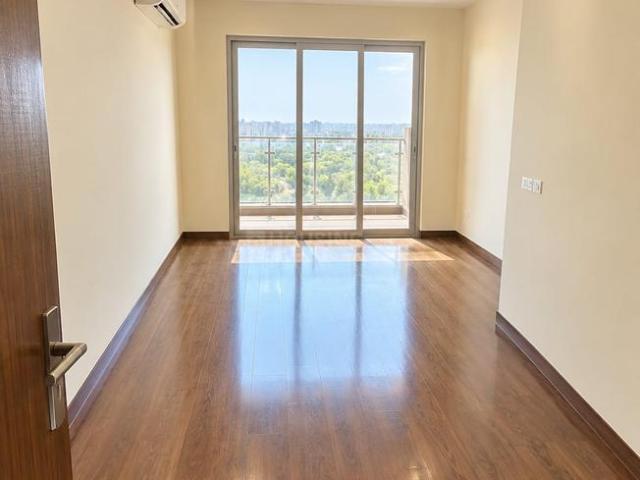3.5 BHK Apartment in Sector 102 for resale Gurgaon. The reference number is 21109792