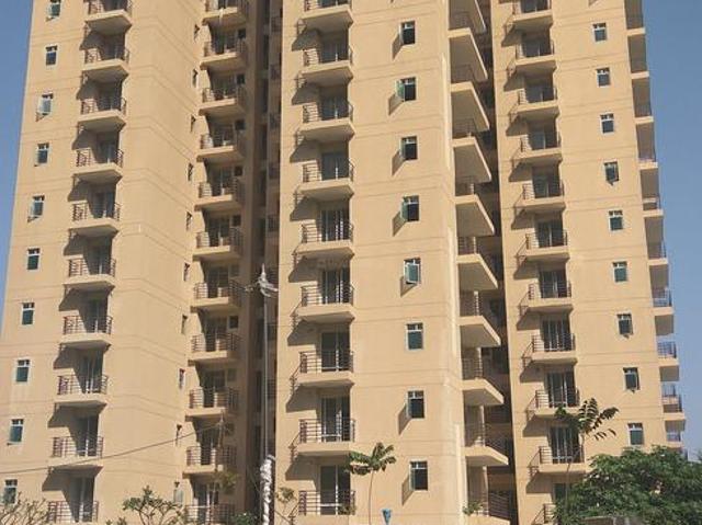 3.5 BHK Apartment in Sector 103 for resale Gurgaon. The reference number is 20638701