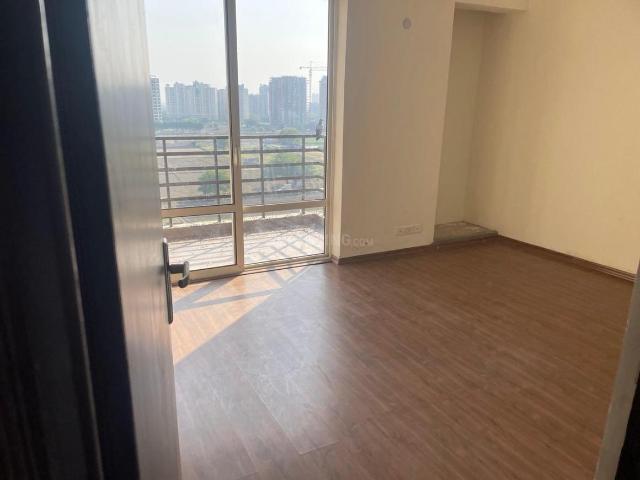 3.5 BHK Apartment in Sector 103 for resale Gurgaon. The reference number is 20638722
