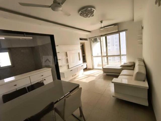 3.5 BHK Apartment in Sector 110 for rent Noida. The reference number is 19733766