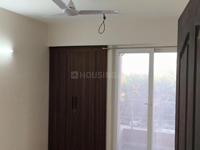 3.5 BHK Apartment in Sector 110 for rent Noida. The reference number is 20039646