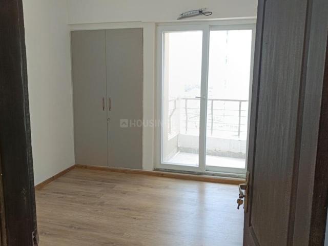 3.5 BHK Apartment in Sector 110 for rent Noida. The reference number is 20514377