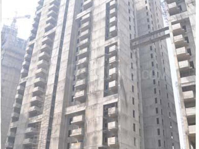3.5 BHK Apartment in Sector 129 for resale Noida. The reference number is 19582951
