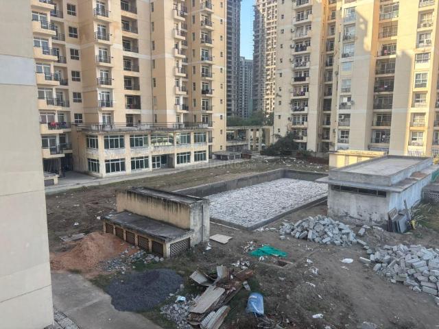3.5 BHK Apartment in Sector 134 for resale Noida. The reference number is 19591264