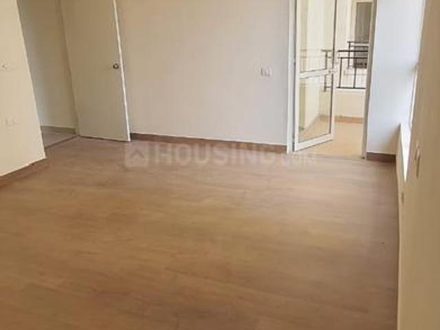 3.5 BHK Apartment in Sector 134 for resale Noida. The reference number is 20199900