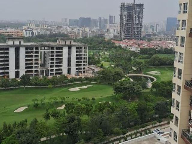 3.5 BHK Apartment in Sector 131 for rent Noida. The reference number is 20774914