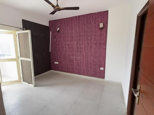 3.5 BHK Apartment in Sector 168 for rent Noida. The reference number is 20641874