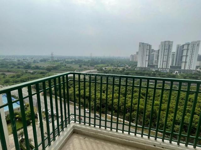 3.5 BHK Apartment in Sector 168 for rent Noida. The reference number is 21054079