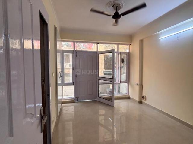 3.5 BHK Apartment in Sector 22 Dwarka for rent New Delhi. The reference number is 21198119