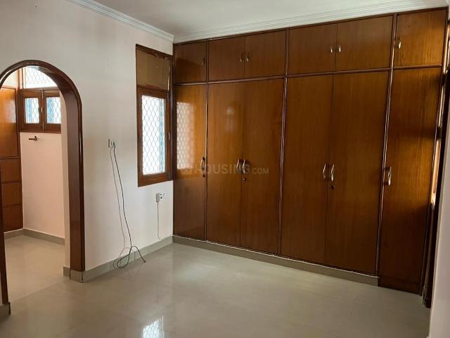 3.5 BHK Apartment in Sector 23 Dwarka for resale New Delhi. The reference number is 20006340