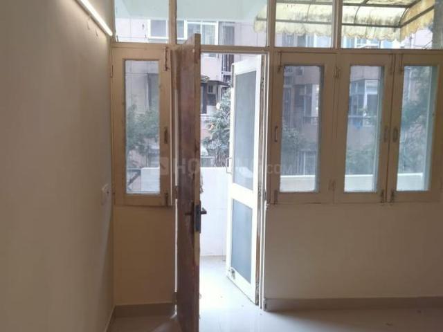 3.5 BHK Apartment in Sector 2 Dwarka for resale New Delhi. The reference number is 20667020