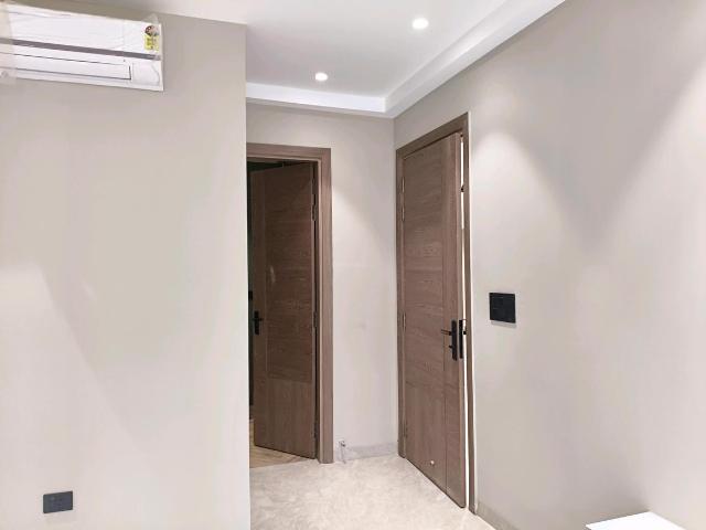 3.5 BHK Apartment in Sector 31 for resale Gurgaon. The reference number is 20503171